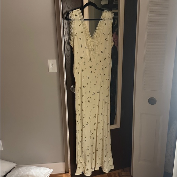 RESA Aimee Dress in Beurre - Picture 5 of 6